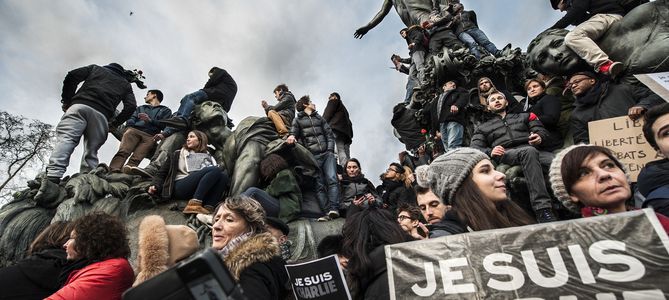 Image for París conmemora a las víctimas de Charlie Hebdo