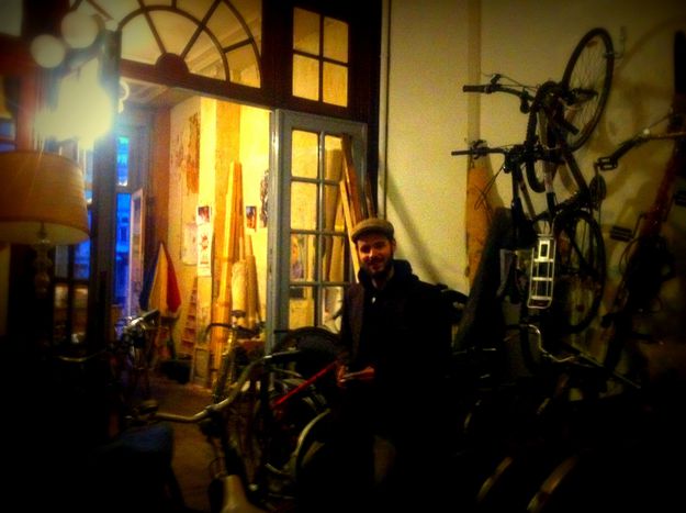 Image for Chi pedala a Bruxelles? Consigli pratici per le due ruote in città