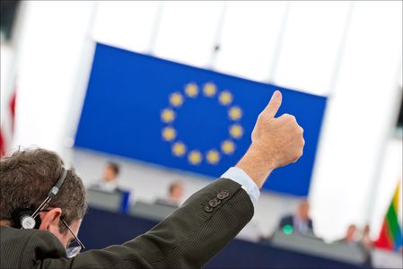Image for "La maggioranza degli italiani é ancora eurofila"
