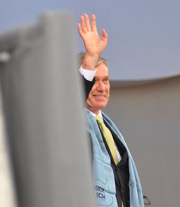 Image for Rücktritt: Horst Köhler lässt Deutschland oben ohne
