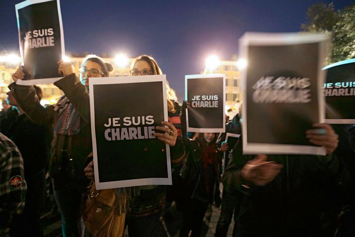 Image for L’ATTAQUE CRIMINELLE À PARIS RAPPELLE LE CAS SALMAN RUSHDIE