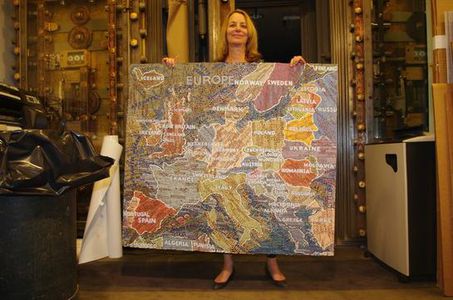 Image for Paula Scher, quando il confine è (letteralmente) la parola