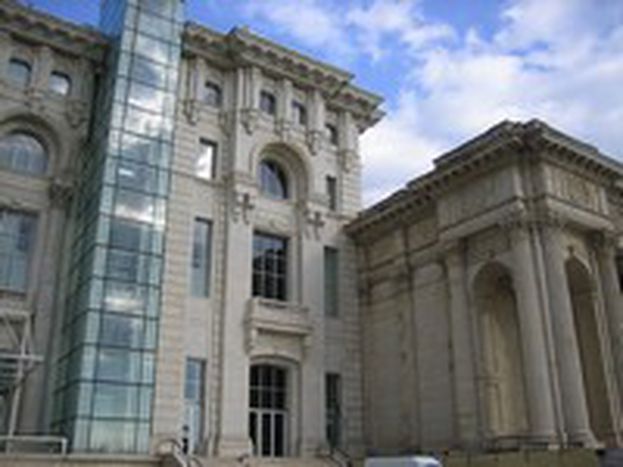 Image for Bucharest: dictator's throne to democracy

