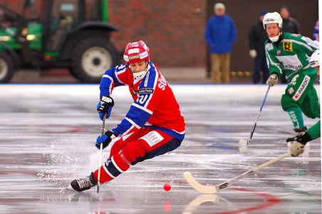 Image for Bandy – ice hockey in Sweden goes big in Europe
