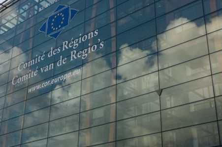 Image for Valcárcel se 'corona' en Europa