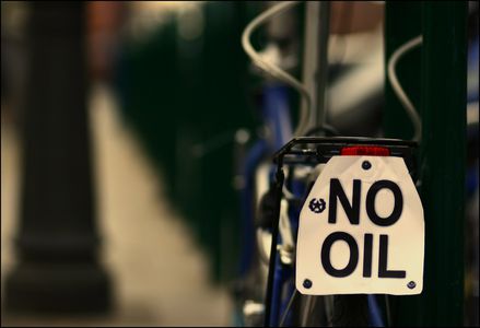 Image for Ecolo-tragédie à l'italienne : du pétrole dans  la vallée du Pô  