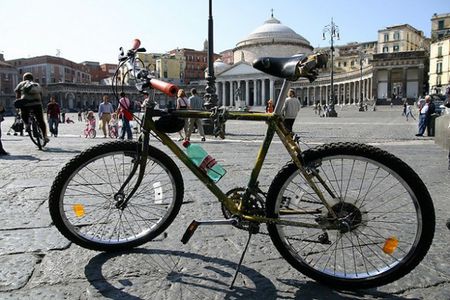 Image for Napoli sui pedali