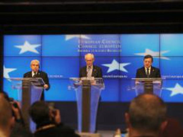 Image for La croissance tarde, l'Examen sera difficile