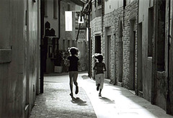 Image for Pordenonelegge.it. Ma traduce, anche/ Yves Bonnefoy e Franco Loi