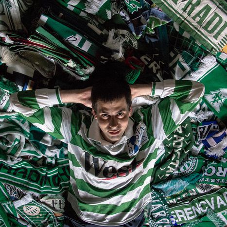 Image for Fútbol entre pasión, ultras y negocio