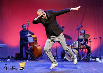 Image for Sevilla baila a ritmo de Tap