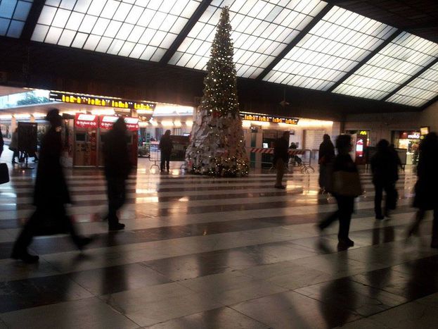 Image for Riqualifi-CHI? Viaggio dentro la "nuova" stazione di Firenze
