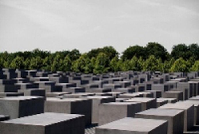 Image for Mémorial de la Shoah : construire sur le passé
