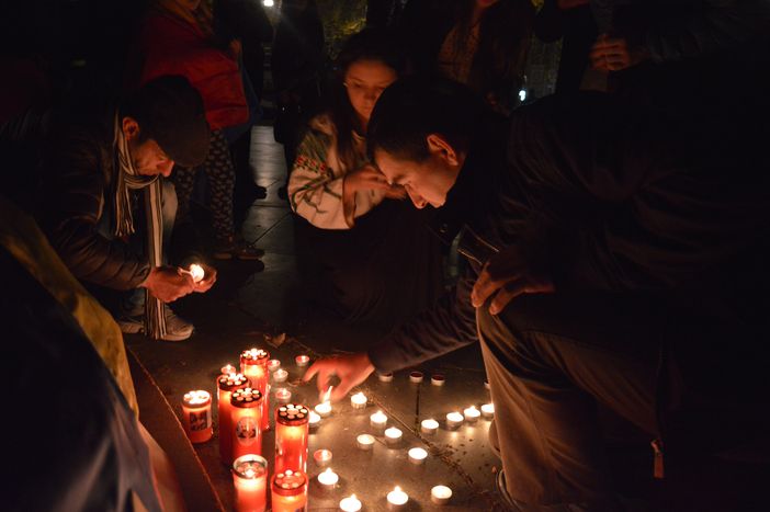 Image for La comunità romena di Torino in piazza in solidarietà con Bucarest