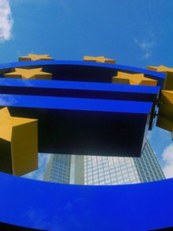 Image for Malta y Chipre adoptarán el euro en 2008
