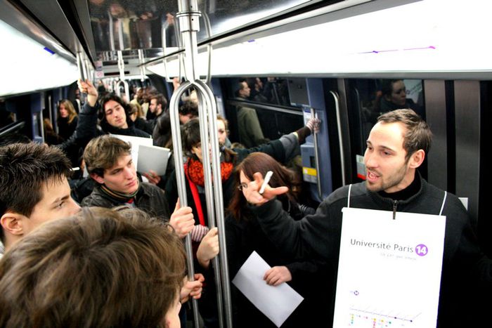 Image for Metro-run university of Paris 14 challenges French ‘anti-egalitarian’ education system