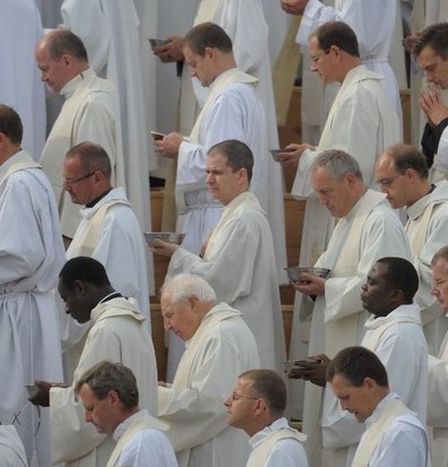 Image for Benoit XVI, un pape médiéval ?