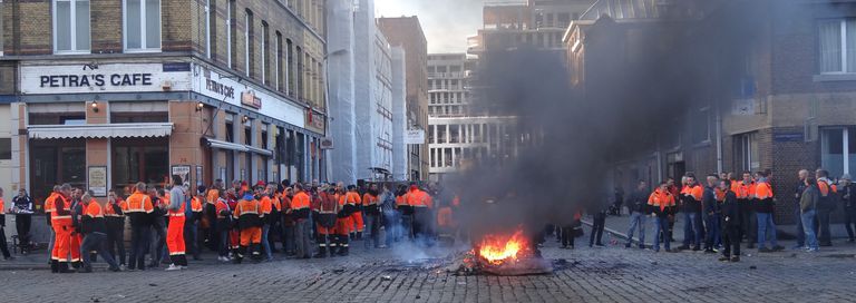Image for 3. Les dockers anversois peuvent aussi être pacifiques