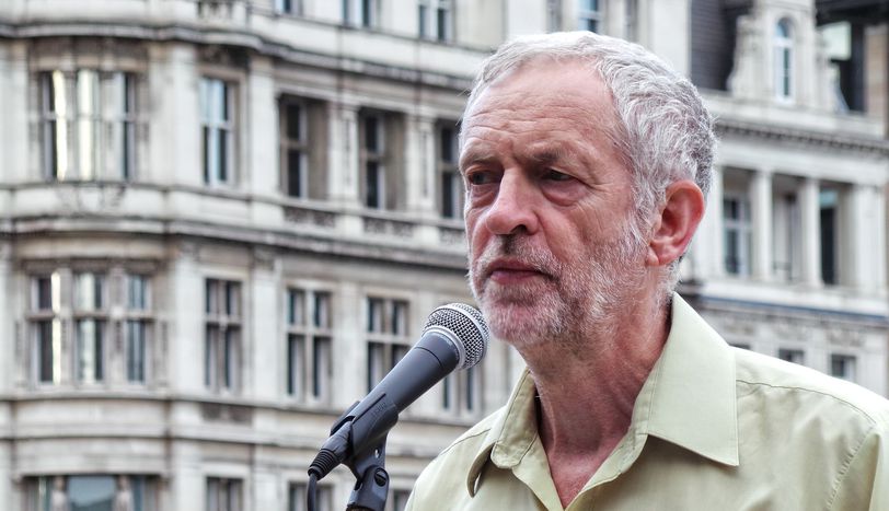 Image for Jeremy Corbyn, il socialista che fa paura al Labour