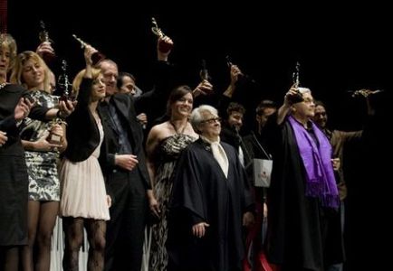 Image for Asombro, reconocimiento y alivio