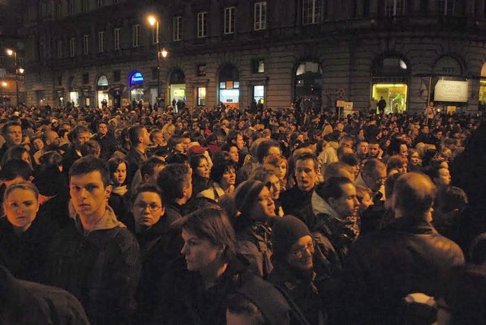 Image for Varsovia llora a su presidente