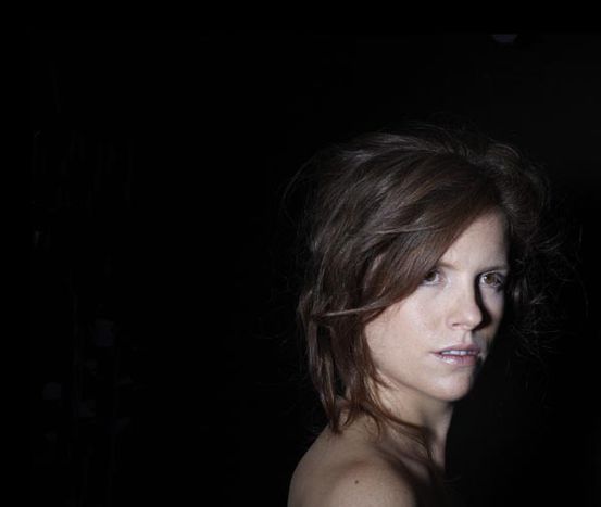 Image for Olivia Pedroli : squattez sa tanière folk, classique et expérimentale 