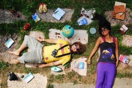Image for Les guides de voyages européens se mettent au numérique