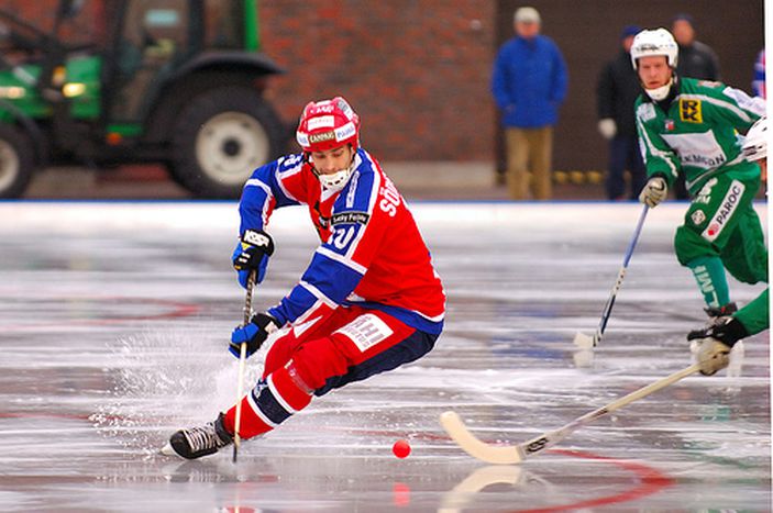 Image for Bandy-Eishockey made in Schweden erobert Europa
